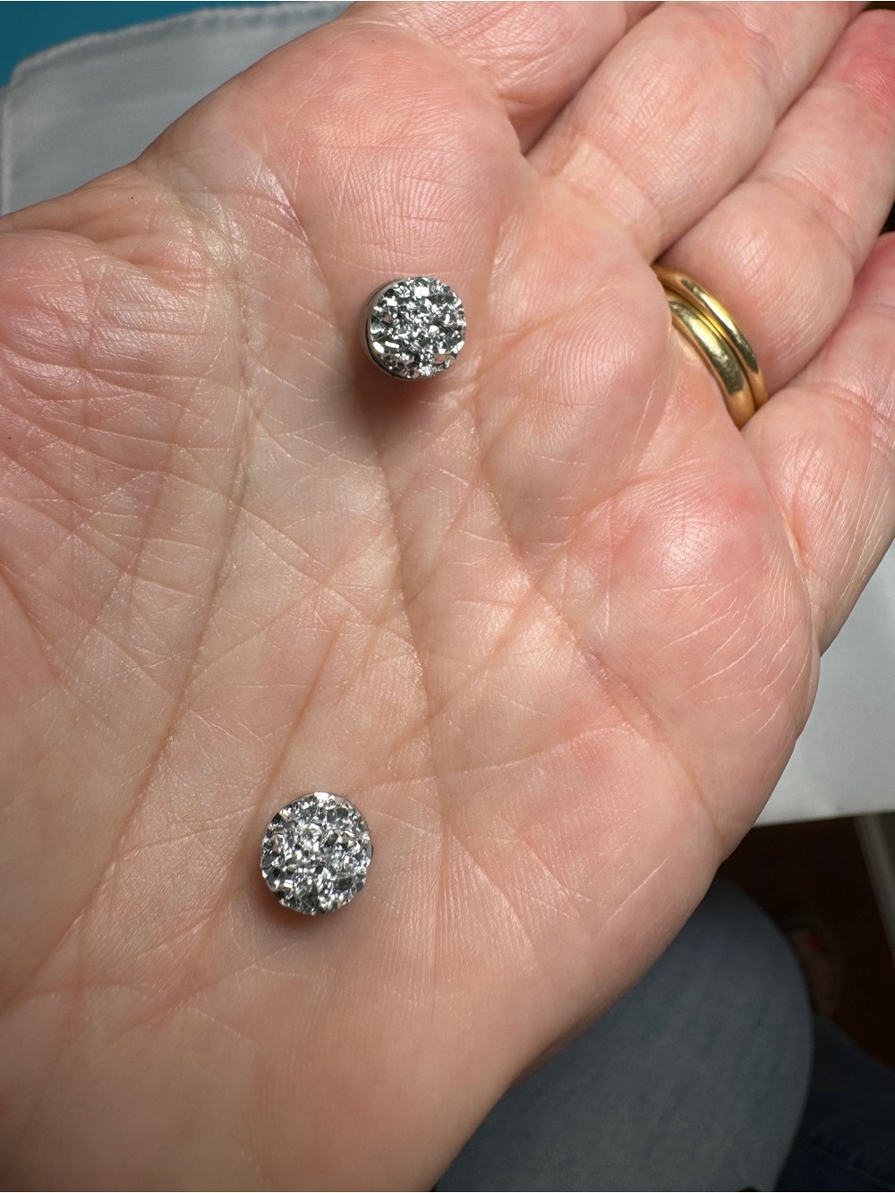 Magnesium Sparkling Round Crystal Stud Earrings - Silver Tone